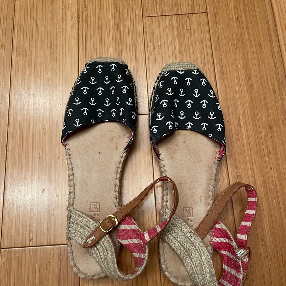 Sperry Navy Anchor Espadrille Sandals. Great condition.